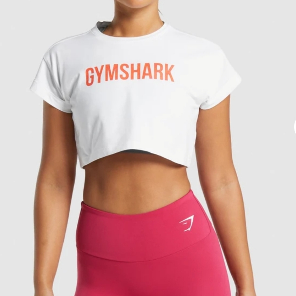 Gym shark crop top